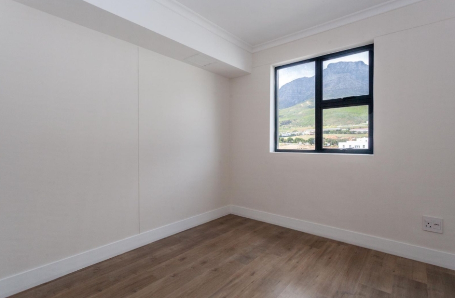 2 Bedroom Property for Sale in Zonnebloem Western Cape
